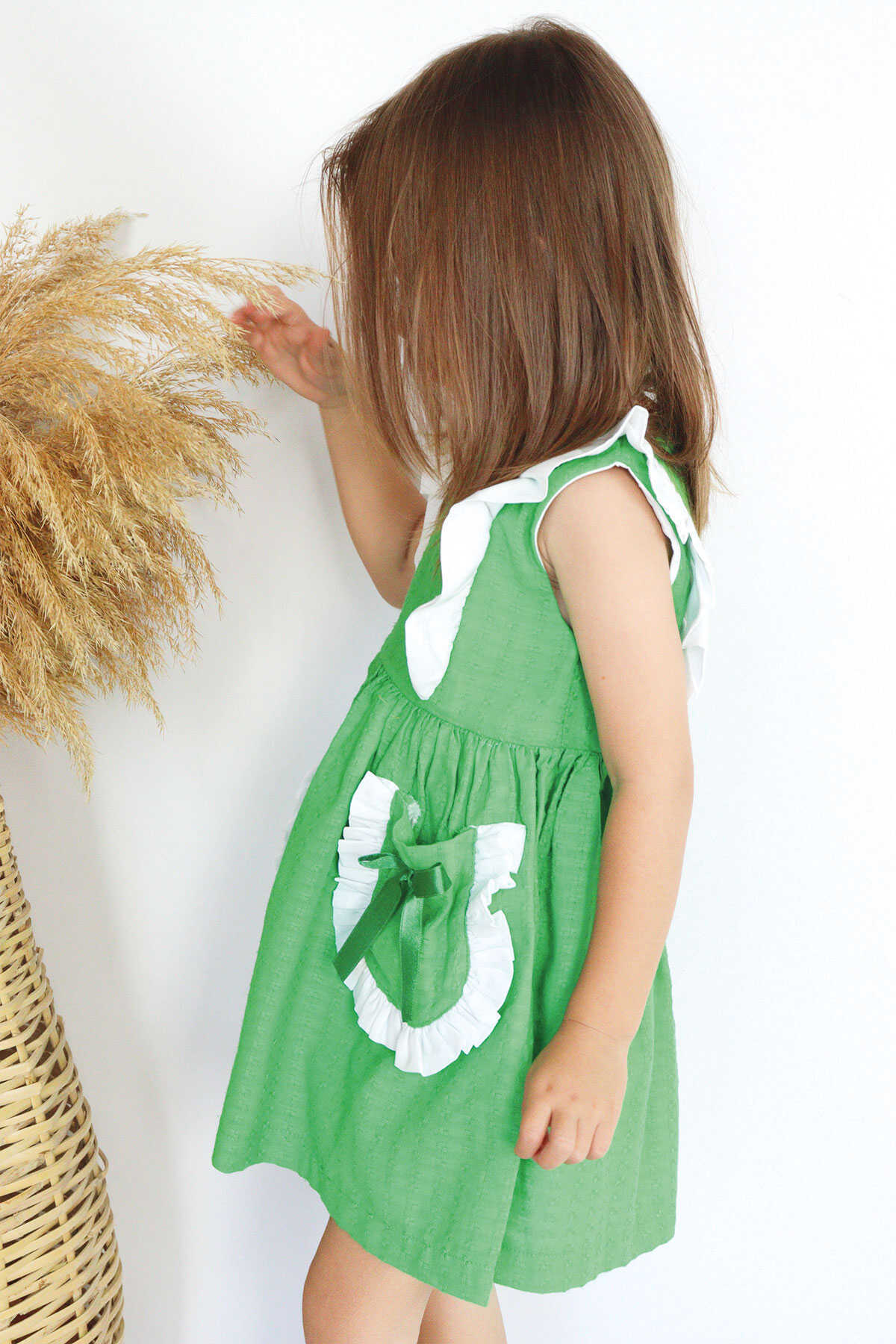 Benetton Yeşil Fırfırlı ve Cep Detaylı Kız Çocuk Elbise
