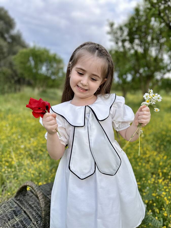 Beyaz Bahriye Yaka Detaylı Fiyonk Kız Çocuk Elbise - Thumbnail