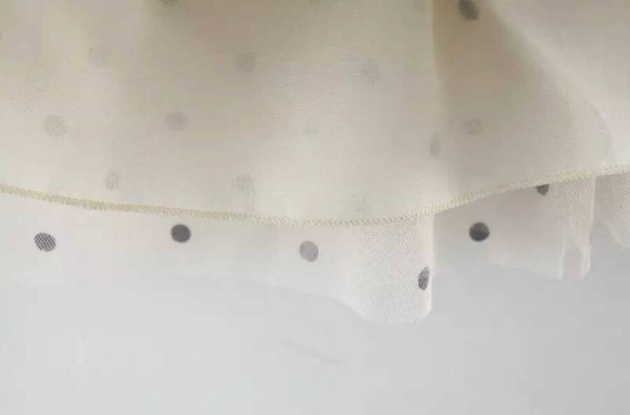 Beyaz Çiçek Detaylı Puantiye Elbise - Thumbnail