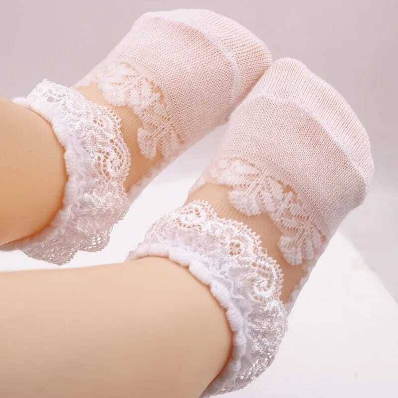 Beyaz Dantel Detaylı Tül Çorap - Thumbnail
