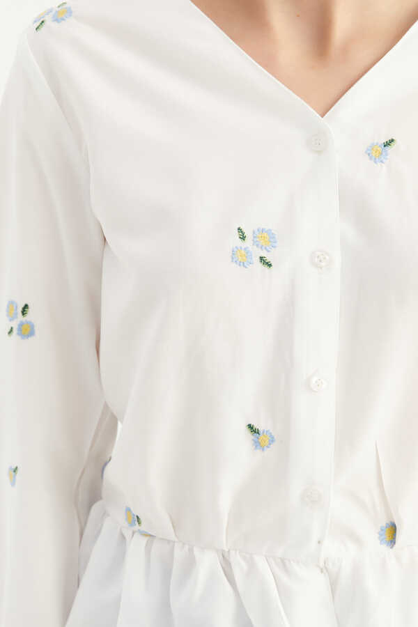 Beyaz Pamuklu Nakış İşlemeli Kadın Crop Gömlek