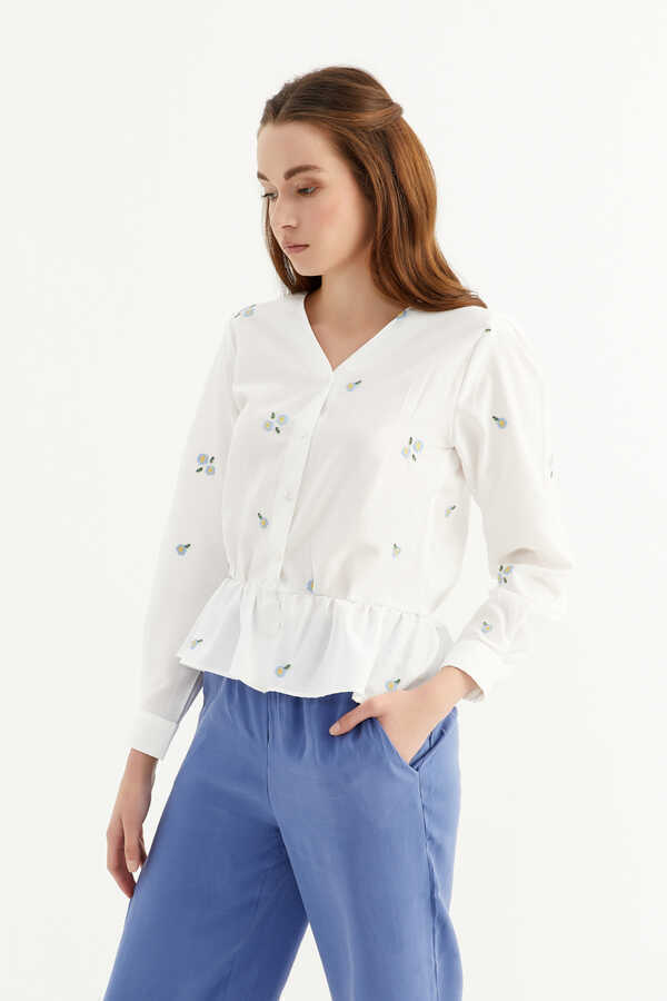 Beyaz Pamuklu Nakış İşlemeli Kadın Crop Gömlek