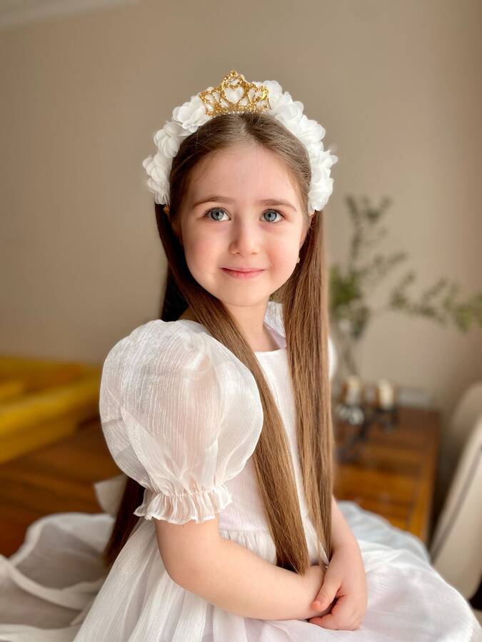 Beyaz Tül Çiçekli Prenses Figürlü Kumaş Kaplama Taç - Thumbnail