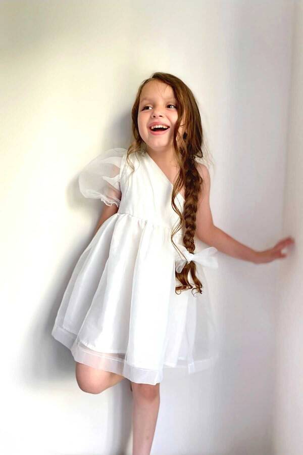 Beyaz ve Parıltılı Omzu Tül Organze Elbise - Thumbnail