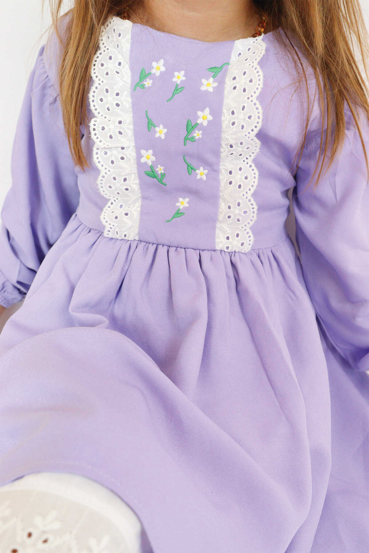 Dantel Detaylı Nakışlı Lila Kız Çocuk Elbise