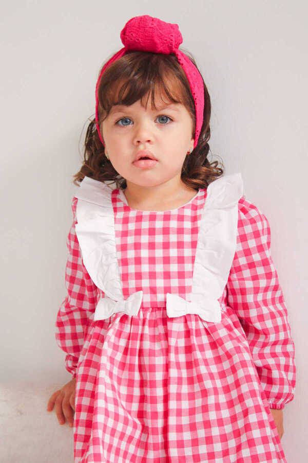 FW22 - Fuşya Pamuk Ekose Fırfır ve Fiyonk Detaylı Kız Çocuk Elbise (1)