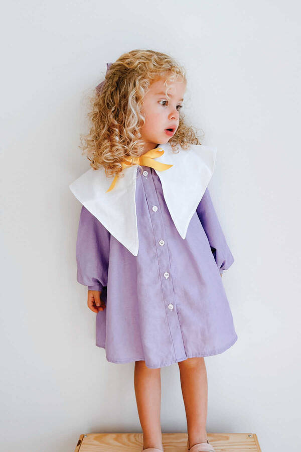 FW22 - Nostaljik Yaka Önden Düğmeli Lila Kız Çocuk Elbise