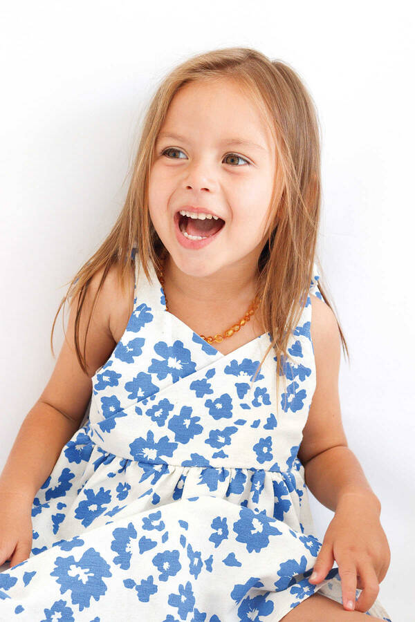 SSY22 - Mavi Çiçekli Keten Omuzdan Bağlamalı Kruvaze Kız Çocuk Elbise