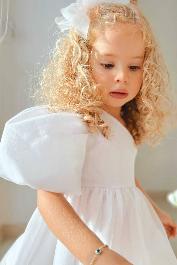 Kırık Beyaz Renk ve Parıltılı Tek Omuz Organze Elbise - Thumbnail