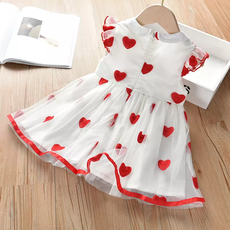 Kırmızı Kalp Detaylı Beyaz Elbise - Thumbnail