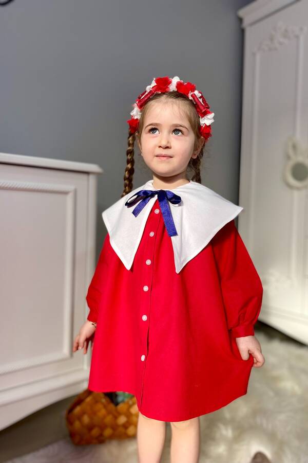 ss23 - Kırmızı Nostaljik Yaka Önden Düğmeli Kız Çocuk Elbise (1)