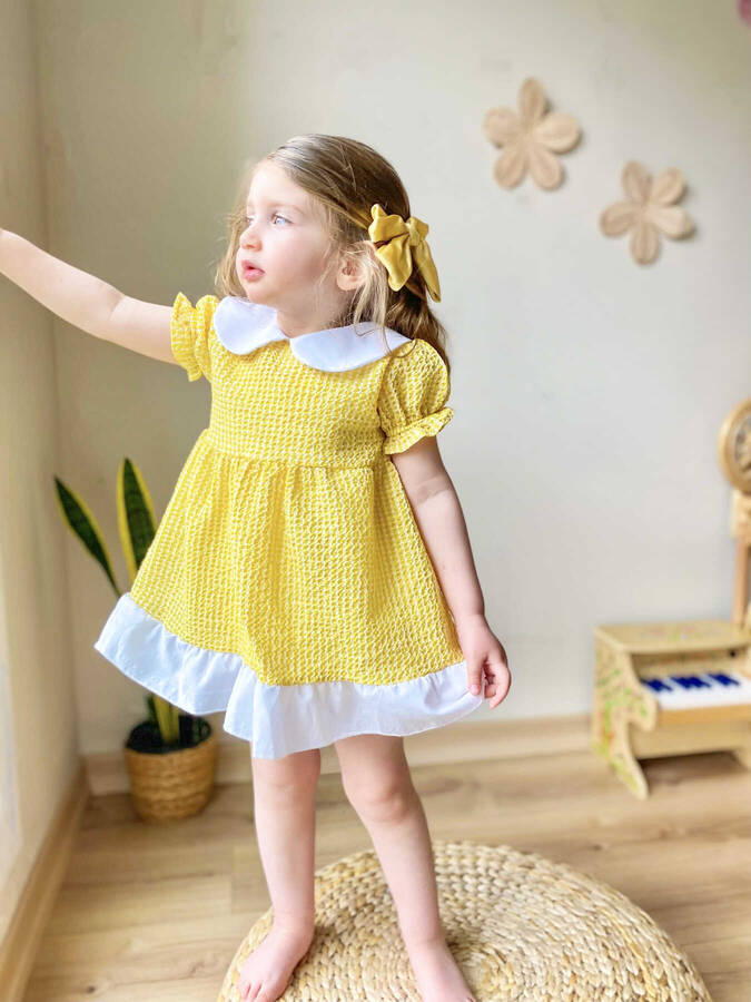 Sarı Pötikareli Bebe Yaka Kız Çocuk Elbise - Thumbnail