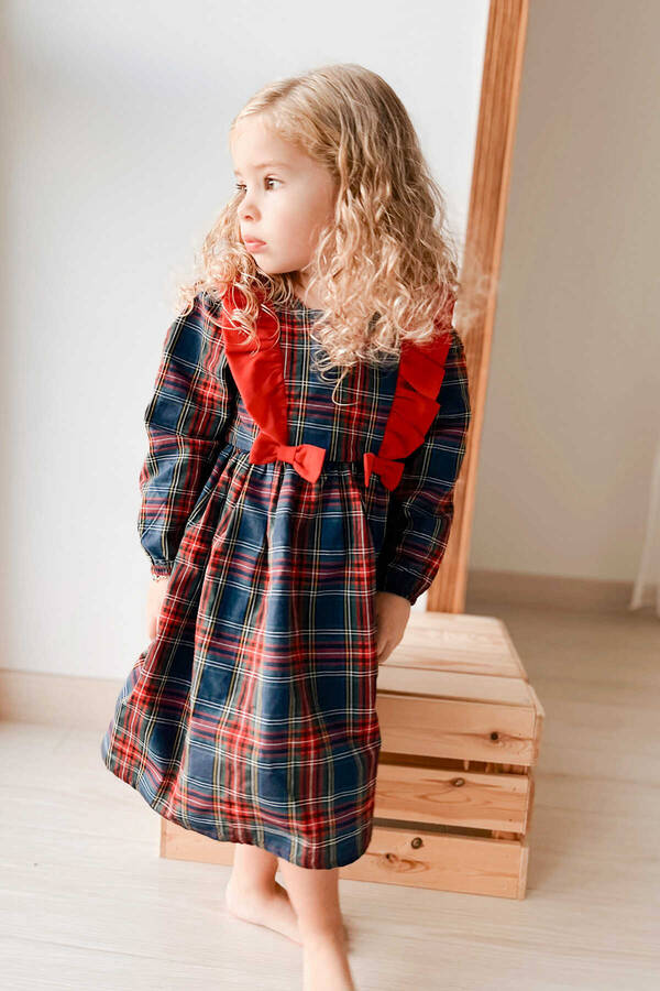 FW22 - Lacivert Ekose Kırmızı Pamuk Ekose Fırfır ve Fiyonk Detaylı Kız Çocuk Elbise (1)