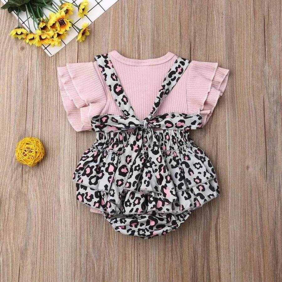 TEKLEME - Leopar Desenli fırfırlı Tulum ve Pembe T-shirt 2'li Takım (1)