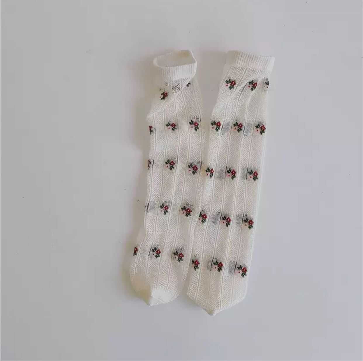 Mini Çiçek Desenli Tül Çorap