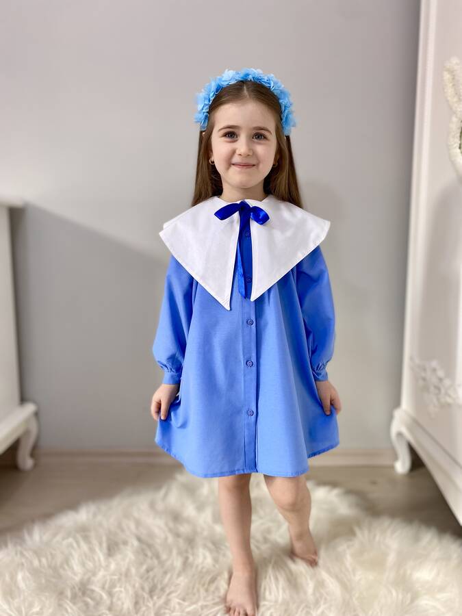 FW22 - Nostaljik Yaka Önden Düğmeli Açık Mavi Kız Çocuk Elbise (1)