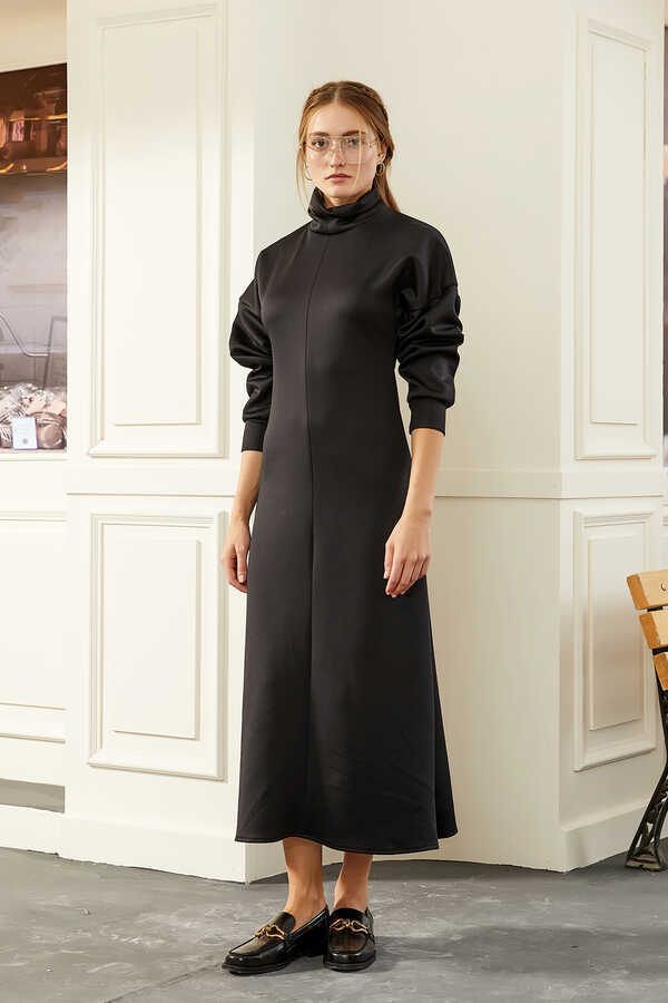 Scuba Volanlı Siyah Maxi Kadın Elbise