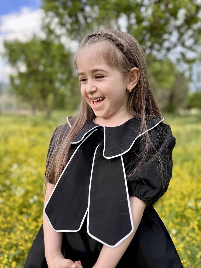 Tracc - Siyah Bahriye Yaka Detaylı Fiyonk Kız Çocuk Elbise (1)