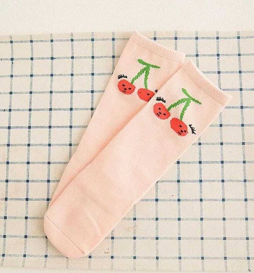 TEKLEME - Somon Kiraz Desenli Çorap